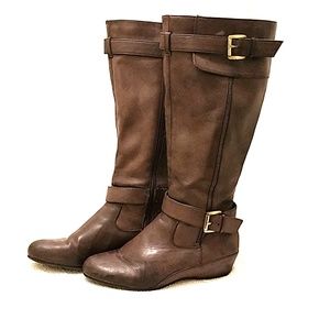 Brown Knee Heeled Boots